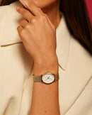 Montre Rosefield The Oval Blanc Acier Or Mesh V10 - PRECIOVS