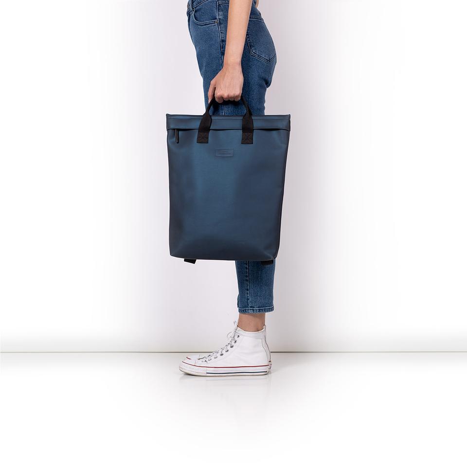 Sac à dos Ucon Acrobatics Till Metallic Series Dark Navy - PRECIOVS