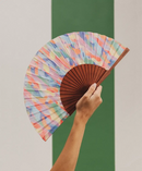 Éventail artisanal A Fan Of Chromatic Collage - PRECIOVS