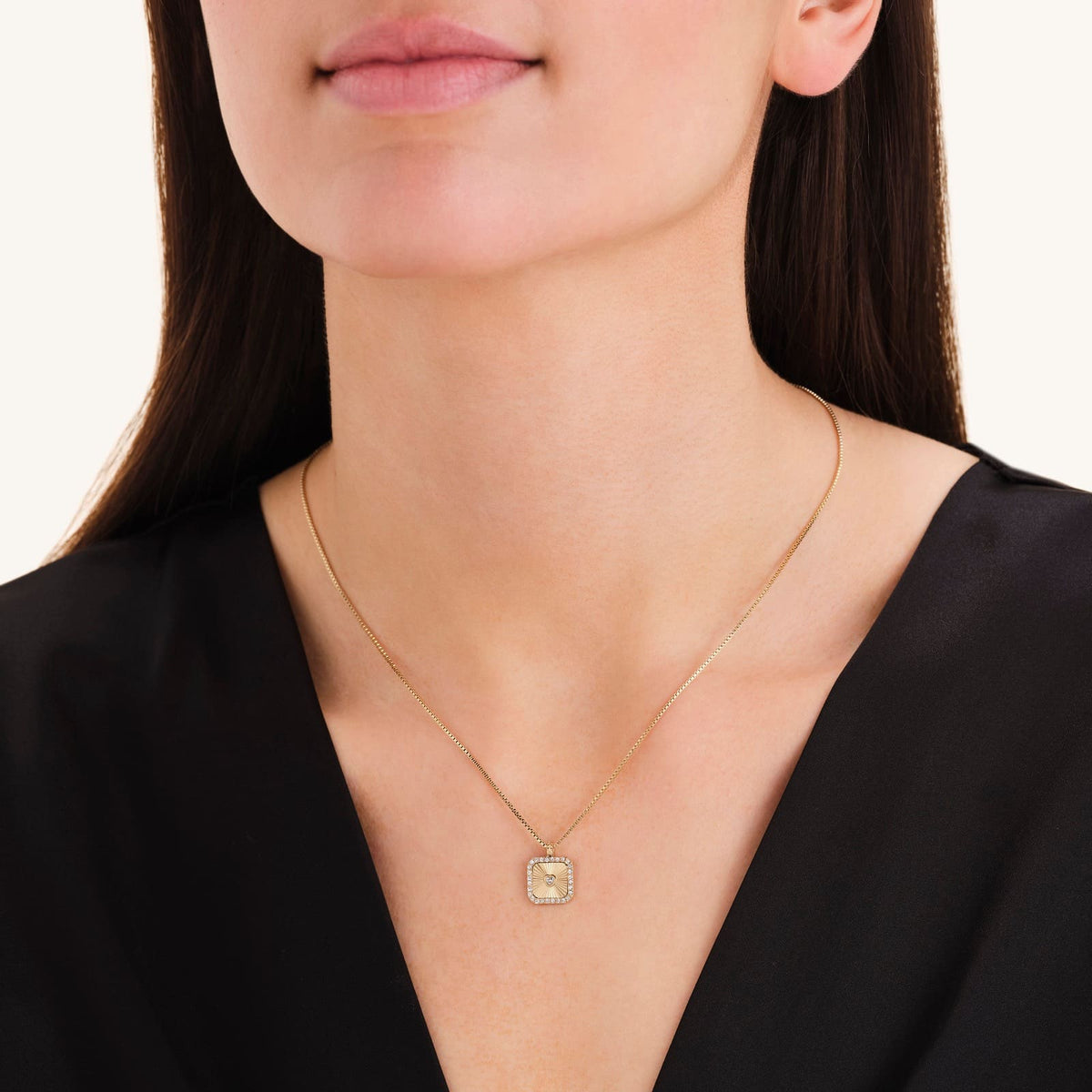 Collier Rosefield Heart Amulet J1269