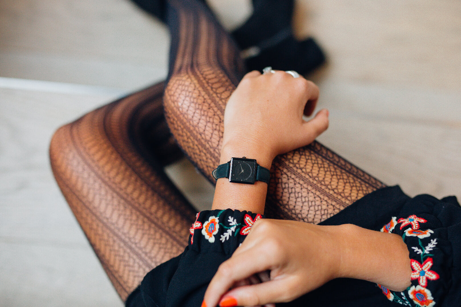 Montre Amalys Leonor Black/Black Black Suede AMW-006 - PRECIOVS