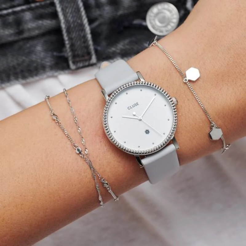 Montre cluse couronnement clearance