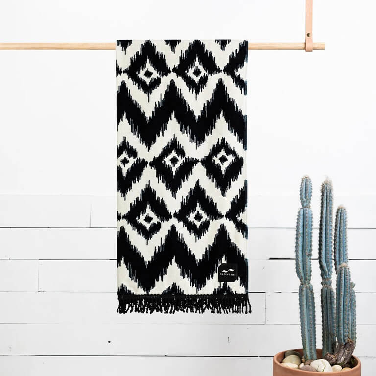 Serviette de plage Slowtide Escher en coton durable - PRECIOVS