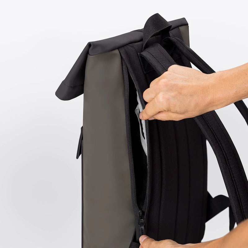 Sac à dos Ucon Acrobatics Jasper Medium Lotus Series Black Dark Grey - PRECIOVS